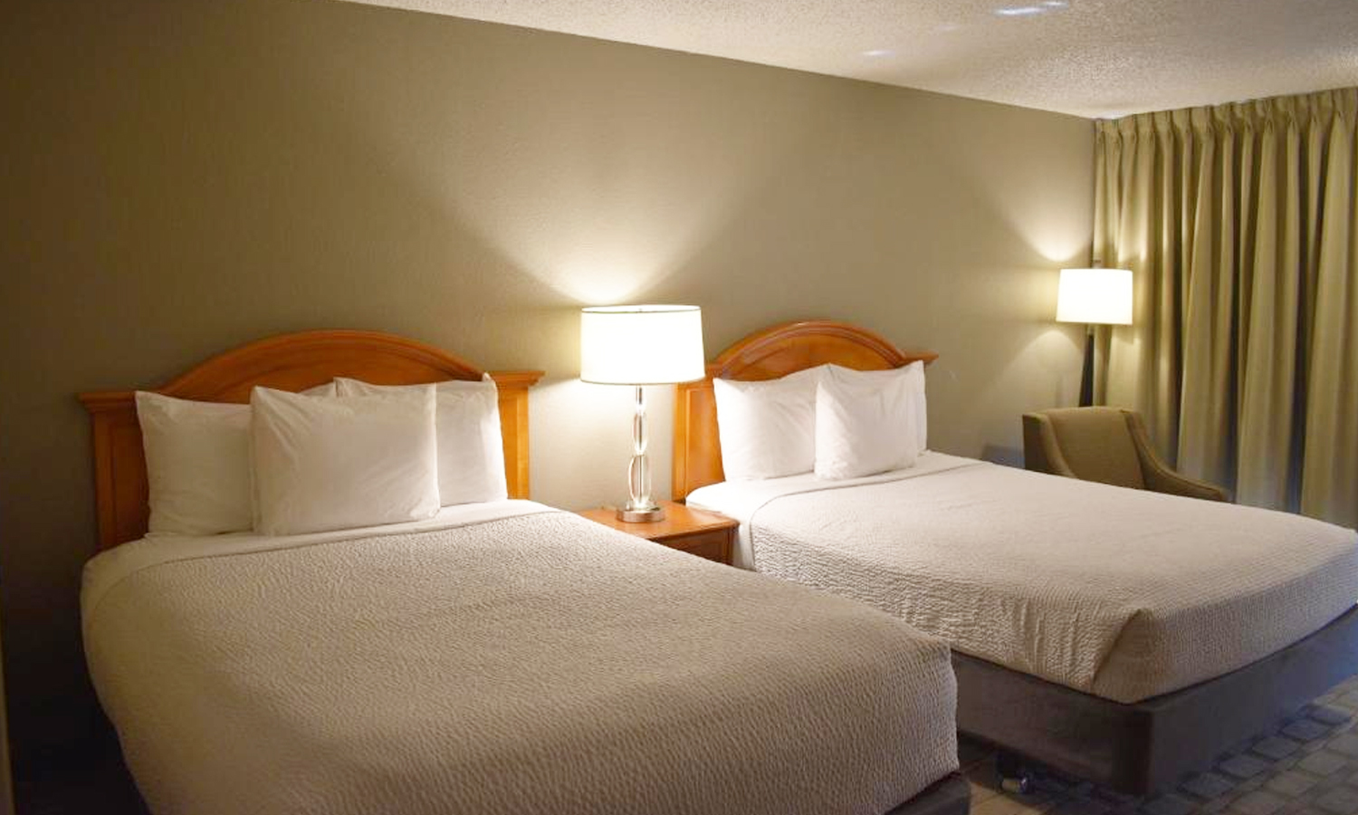 Double bed guest room