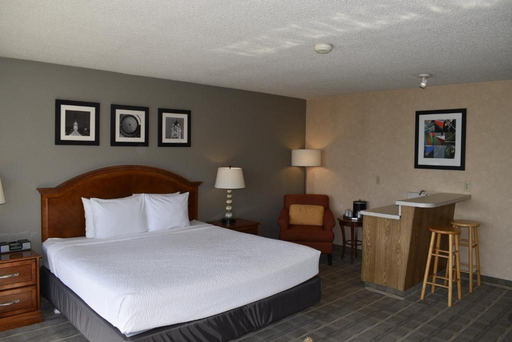 188523607 at Inn at the Convention Center