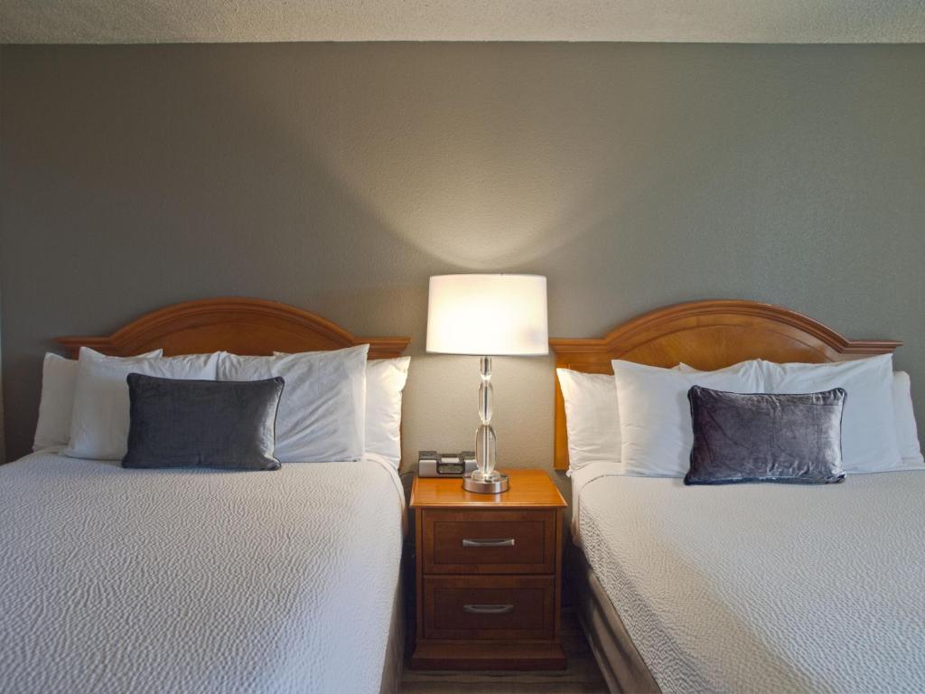 Double Bed 1 at Inn at the Convention Center